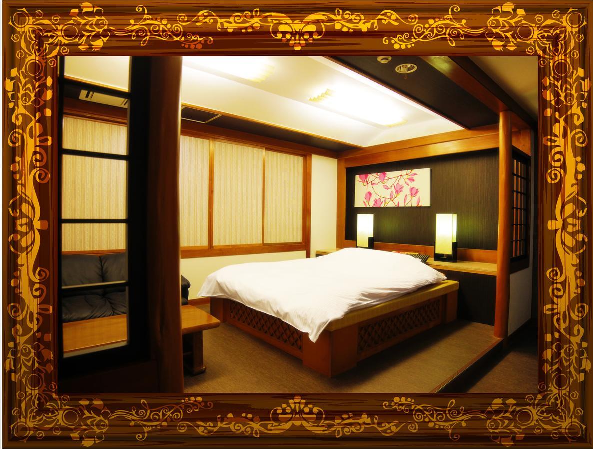 Kyoto Hotel Crown (Adults Only) Exterior photo
